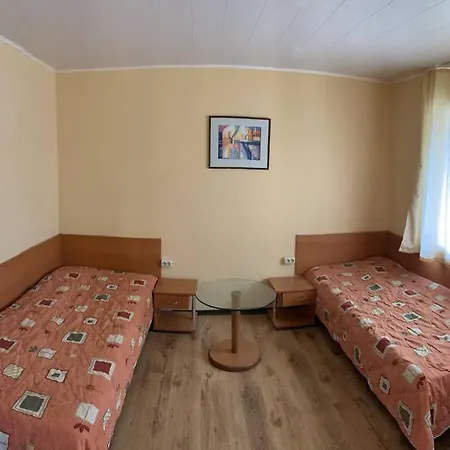 بيت للعطل Villas Green البينا
