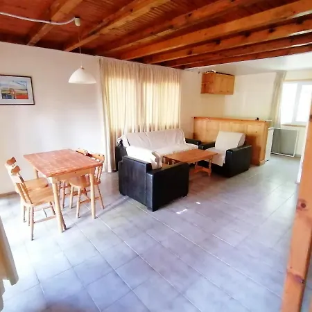 Villas Green بيت للعطل البينا